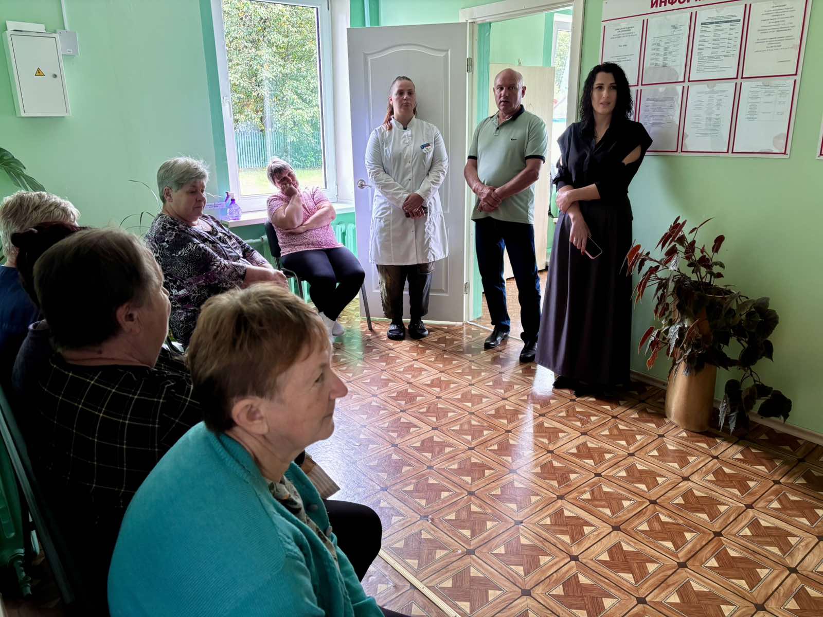 Вопросы здравоохранения на селе обсудили в ходе выездной встречи в агрогородке Нача